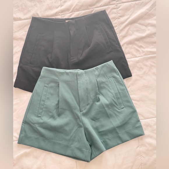 Bundle of 3 pairs of Size 4 “a new day” shorts - Picture 4 of 7